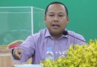 លោក ឡុង ឌីម៉ង់ អភិបាលរងខេត្ត និងលោក ឯម ភាព នាយករដ្ឋបាលសាលាខេត្តព្រះសីហនុ ដឹកនាំកិច្ចប្រជុំពិភាក្សាកិច្ចការងាររដ្ឋបាល