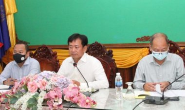 ឯកឧត្តម សុខ គាង ឯកឧត្តម សូ សិង្ហា និងលោកឡុង ឌីម៉ង់  អភិបាលរងខេត្តព្រះសីហនុ បានអញ្ជើញដឹកនាំកិច្ចប្រជុំក្រុមការងារចុះពិនិត្យ សិក្សា រៀបចំចុះបញ្ជីដីទីលានទុកដាក់សំរាមសំណល់រឹង